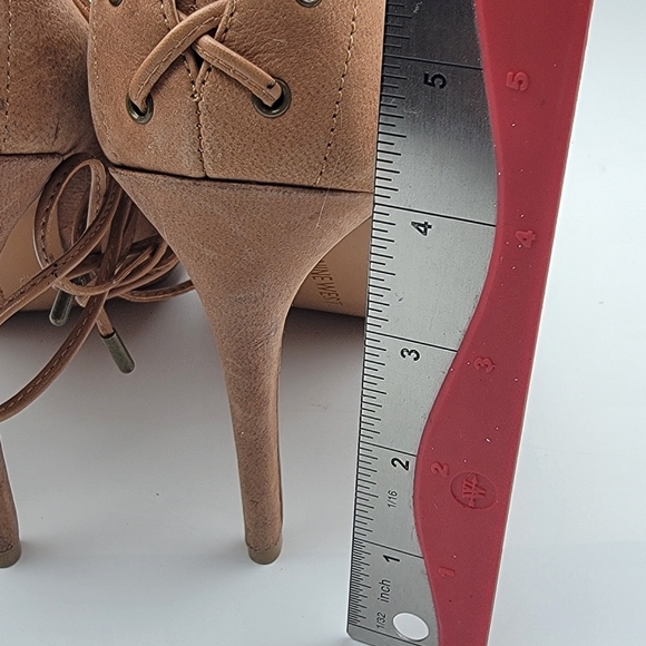 NWT! Tan Suede Women\'s‎ Stiletto Heels SIZE 11. #1508